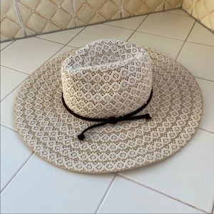 Free People Sun hat Like new! Boho cute!